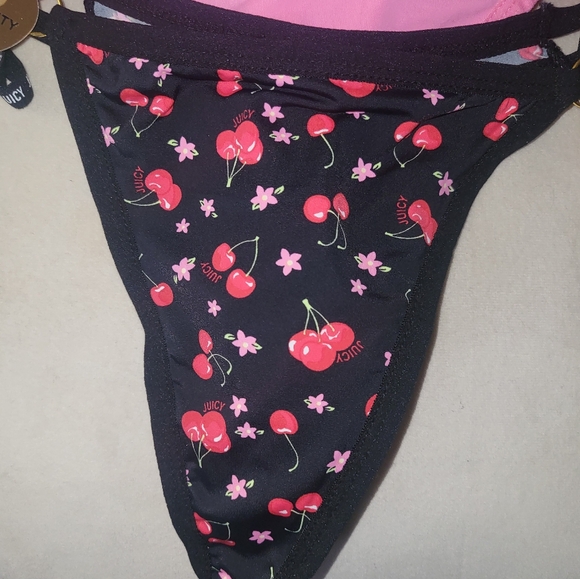 JUICY COUTURE ๐ THONGS - Picture 2 of 16